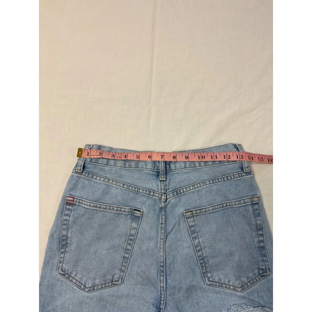BDG Urban Outfitters High-Rise Baggy Distressed Light Wash Jeans Size 26